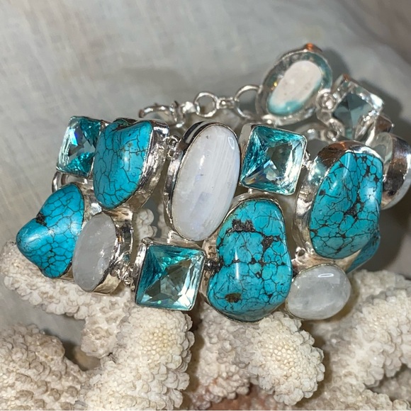 Gorgeous Tibetan Turquoise + Moonstone + Blue Topaz statement cuff bracelet - Picture 4 of 11